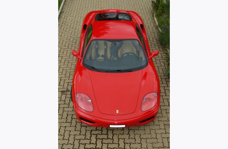 Ferrari7.jpg