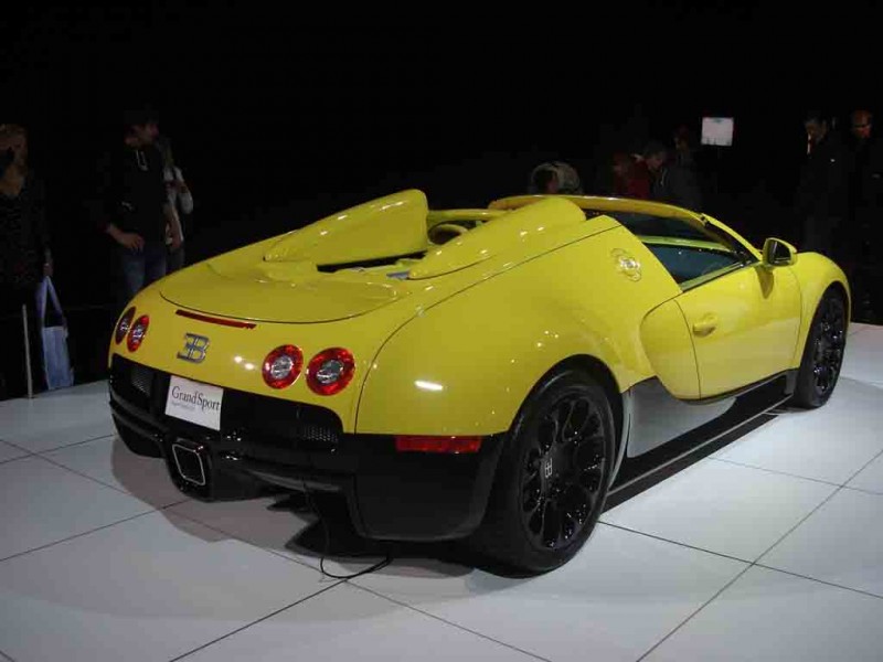 Bugatti Veyron Jaune 1.jpg