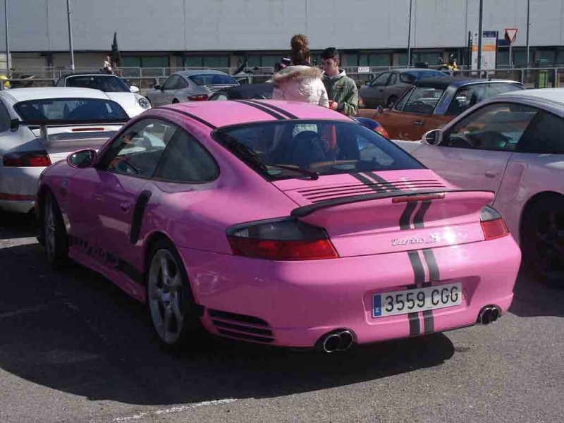 911 Turbo S Pink Panther Asphalte.jpg