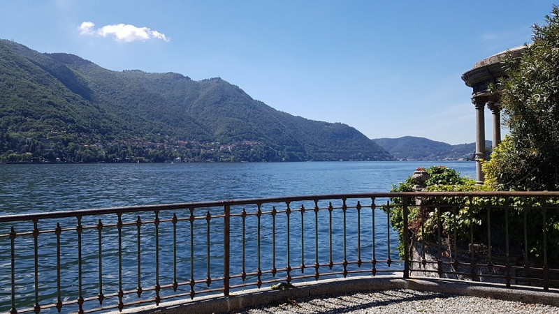 LagoComo.jpg